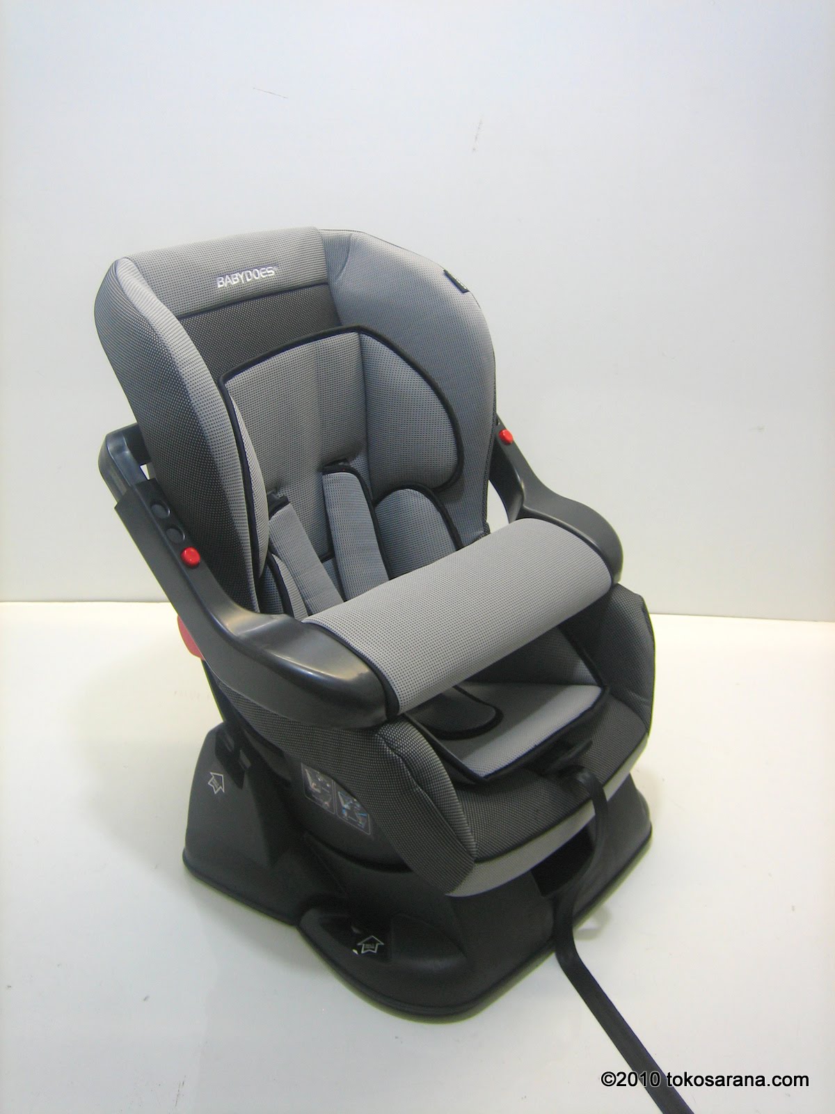 tokomagenta A Showcase of Products Baby Car  Seat  